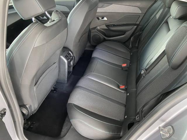 Peugeot 308 image 6