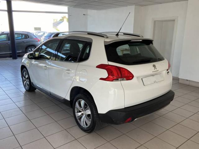 Peugeot 2008 image 7