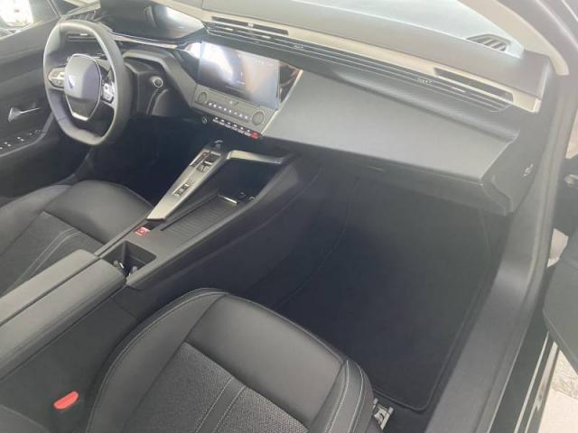 Peugeot 308 image 8