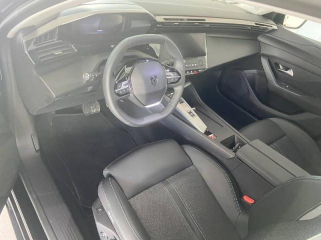 Peugeot 308 image 1