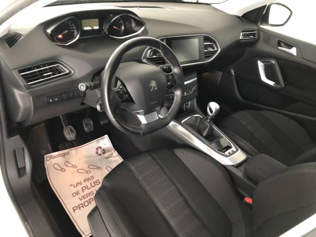 Peugeot 308 image 7