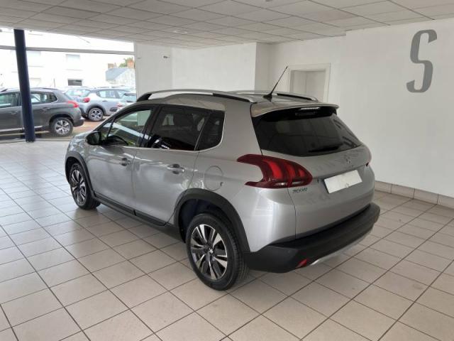 Peugeot 2008 image 3