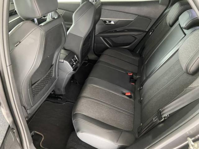 Peugeot 3008 image 1
