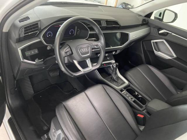 Audi Q3 image 8