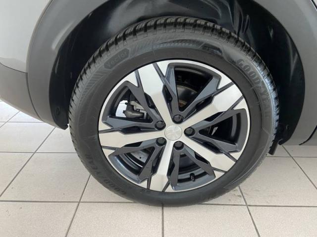 Peugeot 3008 image 1