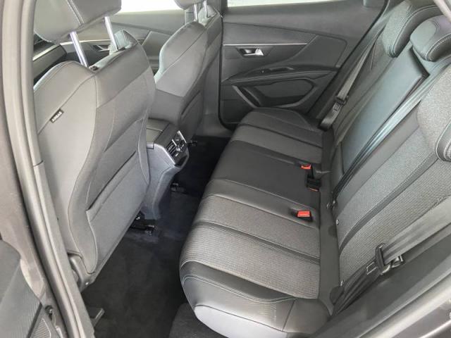Peugeot 3008 image 9