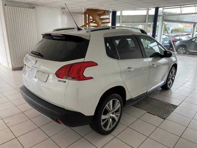 Peugeot 2008 image 7