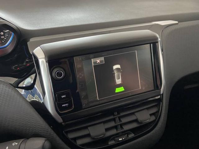 Peugeot 2008 image 3