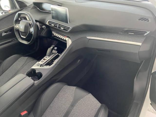 Peugeot 2008 image 5