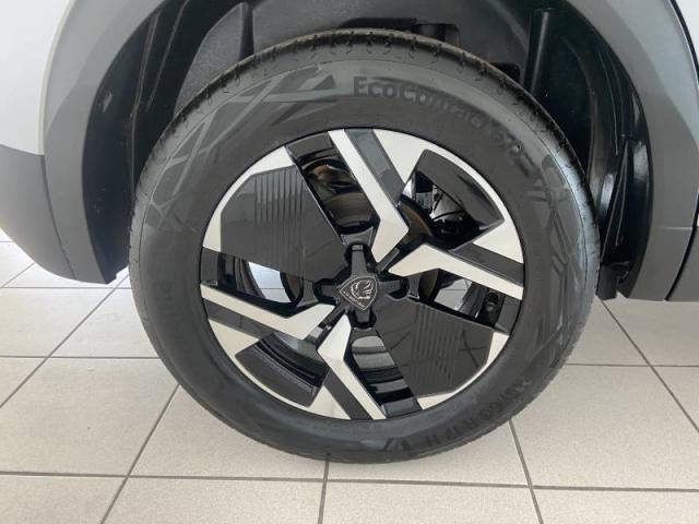 Peugeot 2008 image 1