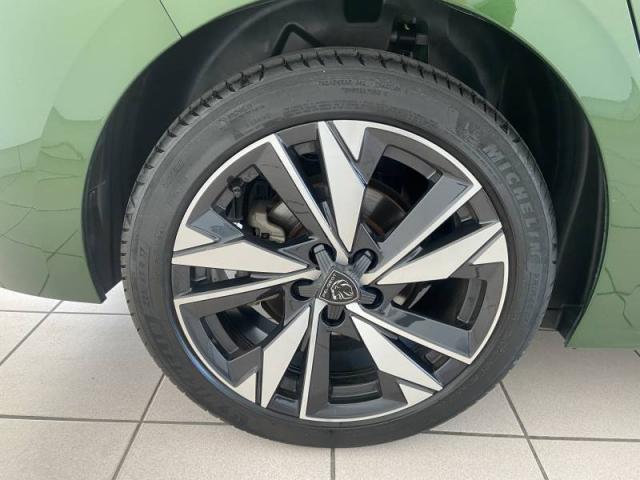 Peugeot 308 image 1