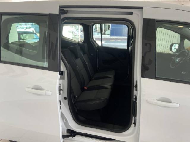 Renault Kangoo image 9