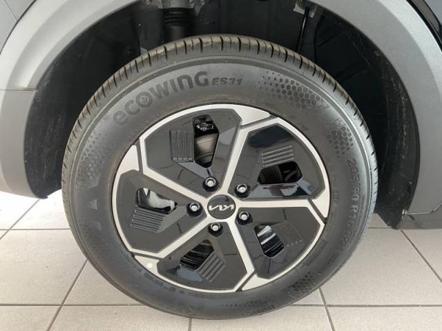 Kia Niro image 4