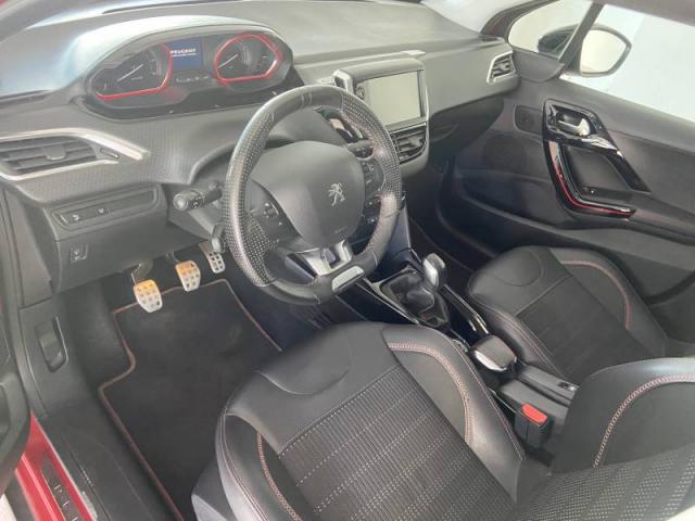 Peugeot 2008 image 6