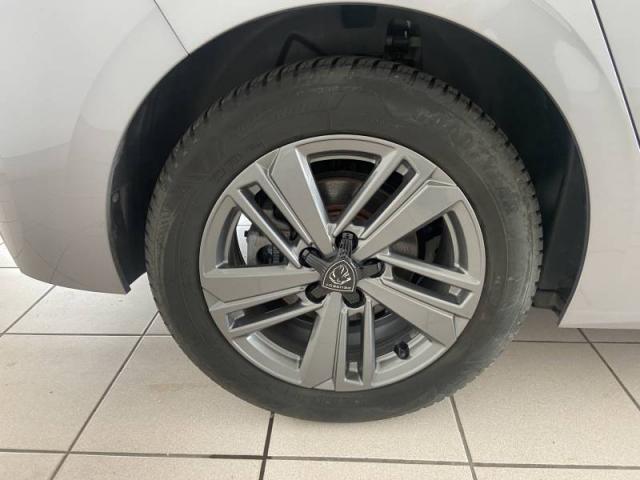 Peugeot 308 image 6