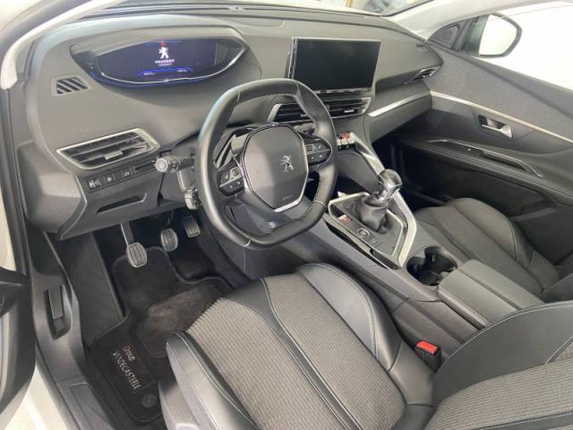 Peugeot 3008 image 9
