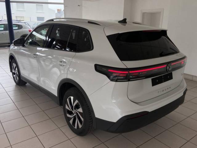 Volkswagen Tiguan image 6