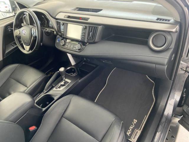 Toyota Rav4 image 5