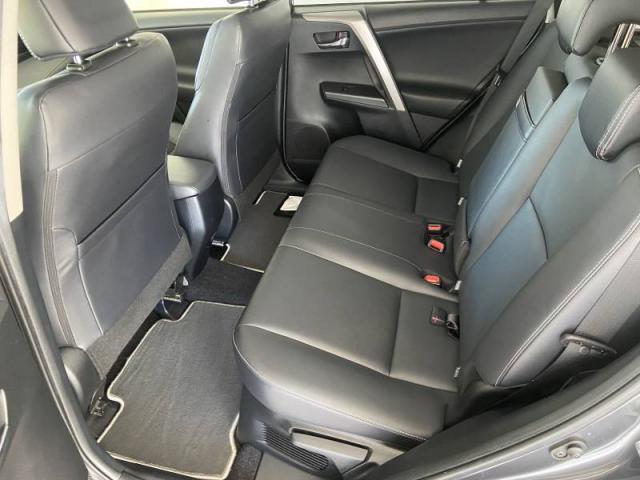 Toyota Rav4 image 4