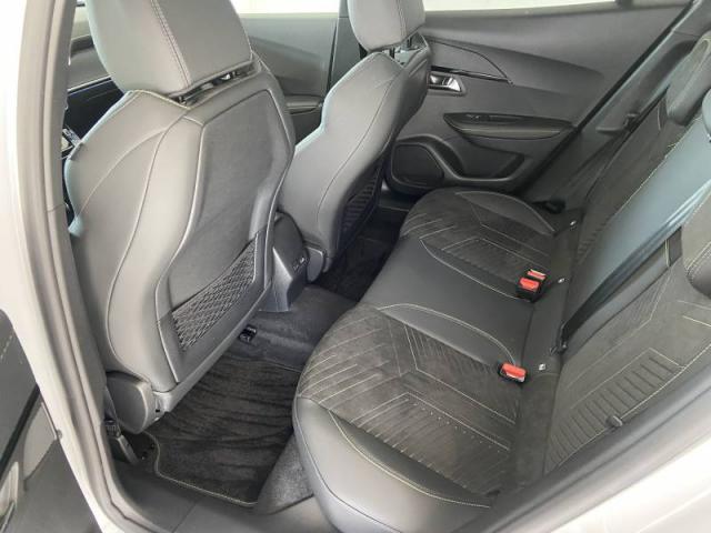 Peugeot 2008 image 1
