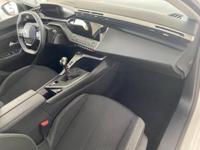 Peugeot 308 image 3
