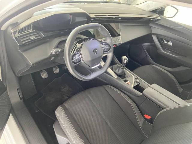 Peugeot 308 image 4