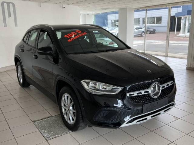 Mercedes Benz Gla image 2