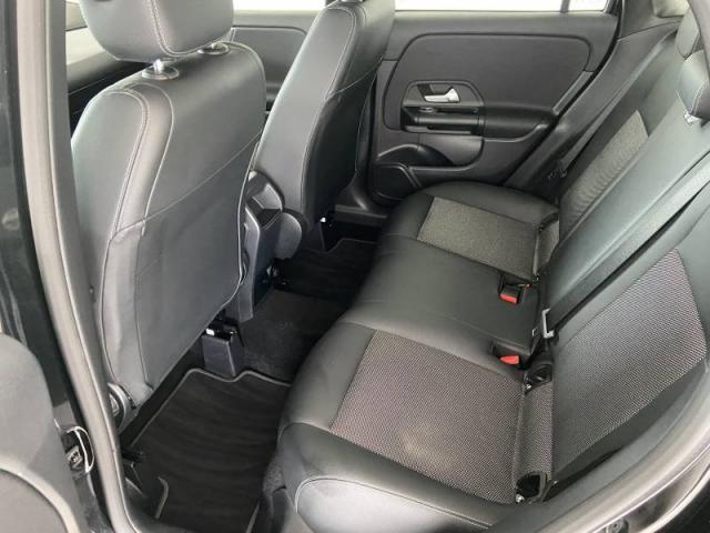 Mercedes Benz Gla image 4