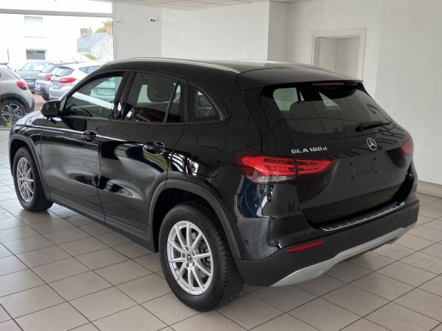 Mercedes Benz Gla image 6