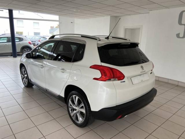 Peugeot 2008 image 3