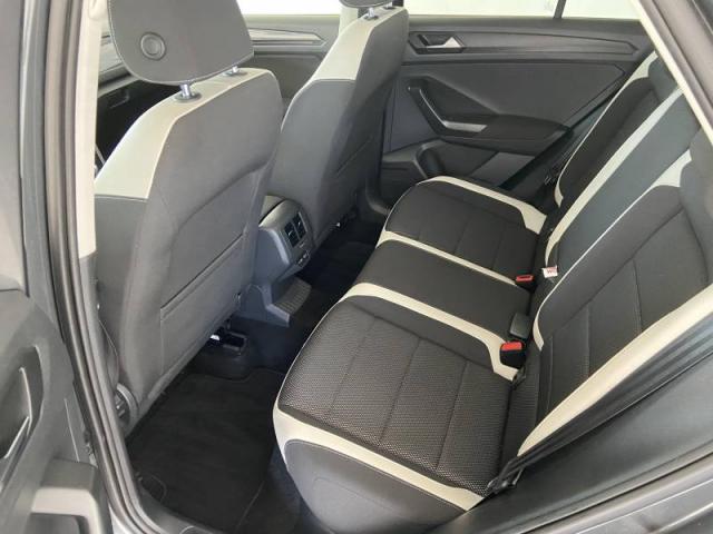 Volkswagen T-Roc image 8