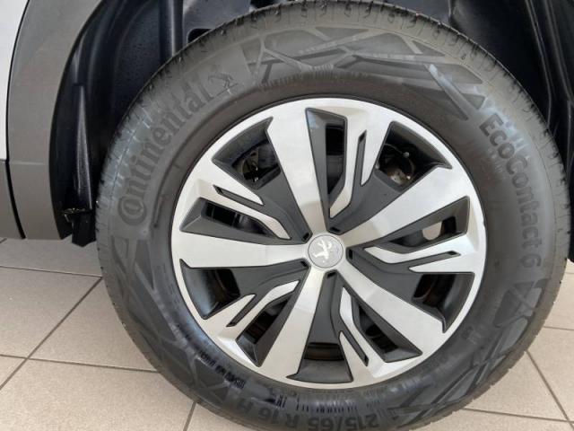 Peugeot 2008 image 9