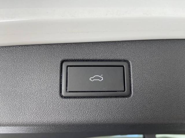Volkswagen Tiguan image 2