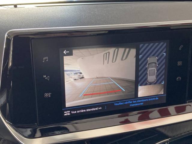 Peugeot 2008 image 2