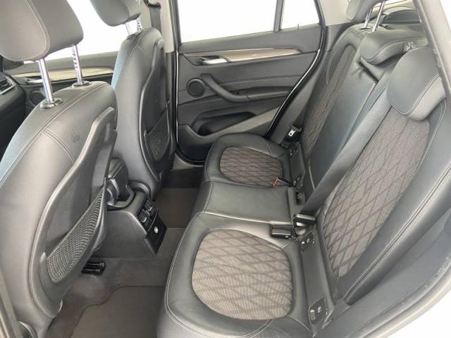 Bmw X1 image 6