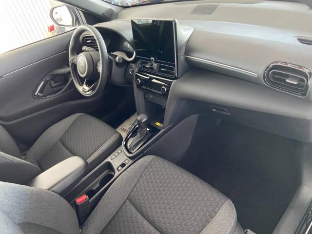 Toyota Yaris image 2