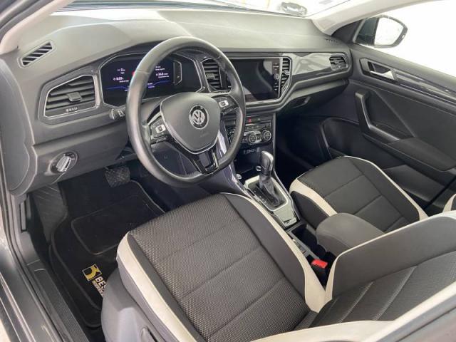 Volkswagen T-Roc image 6