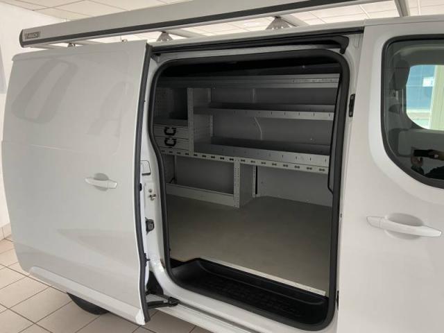 Peugeot Expert image 1