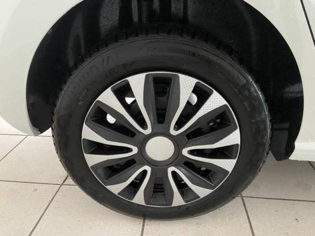 Volkswagen Polo image 6