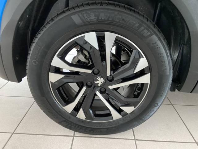 Peugeot 2008 image 8