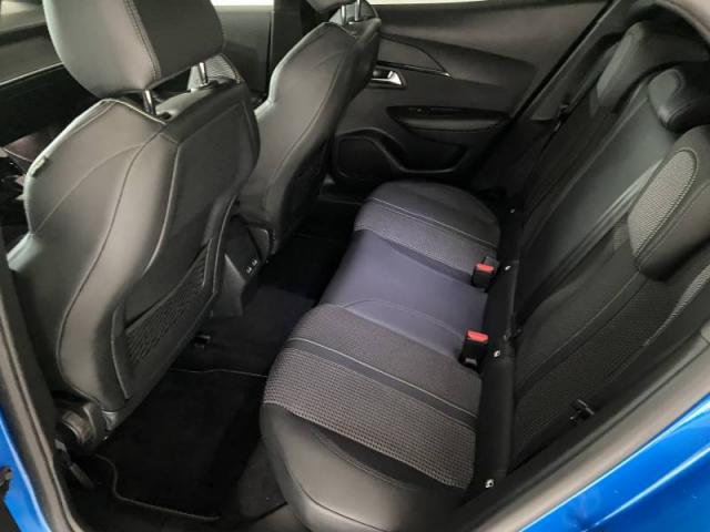 Peugeot 2008 image 7