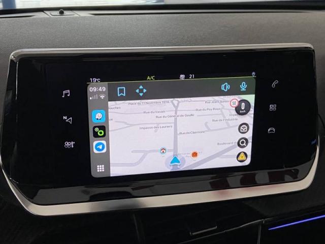 Peugeot 2008 image 2