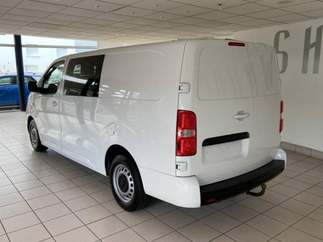 Peugeot Expert image 8