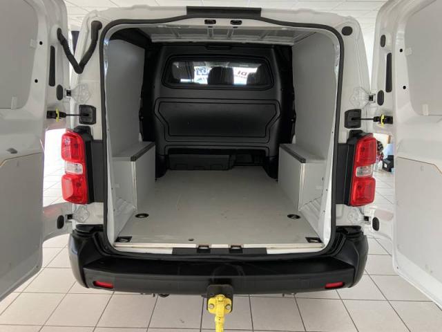 Peugeot Expert image 3