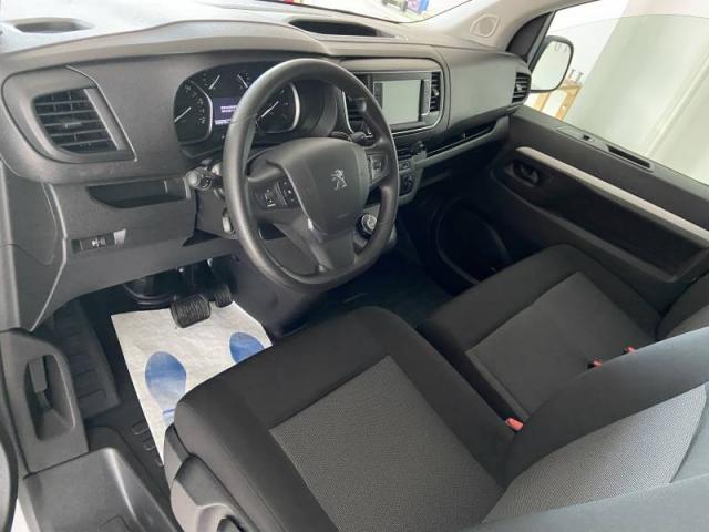 Peugeot Expert image 8