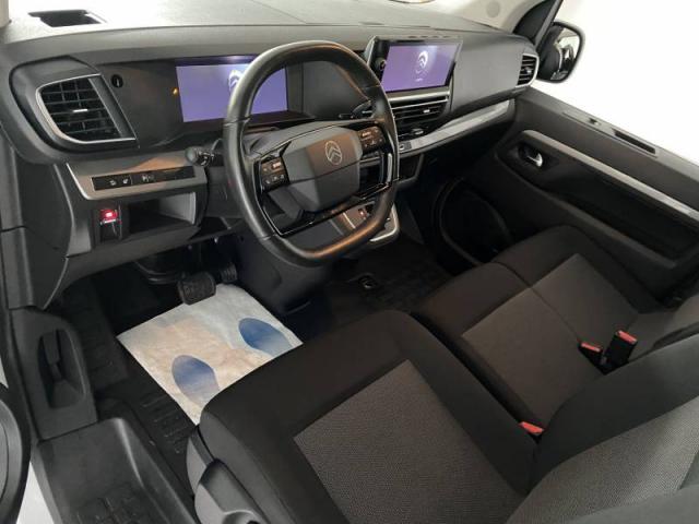 Citroen Jumpy image 8