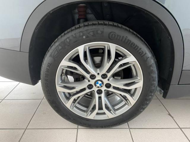 Bmw X1 image 2