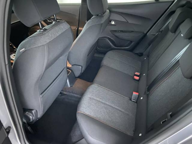 Peugeot 2008 image 5