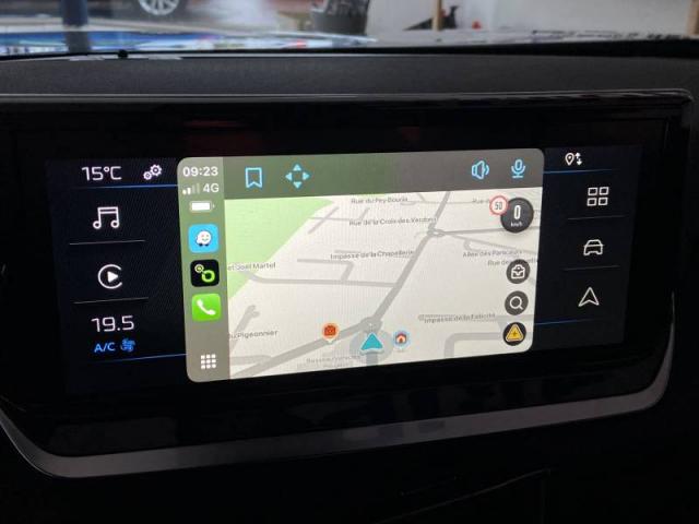 Peugeot 2008 image 3