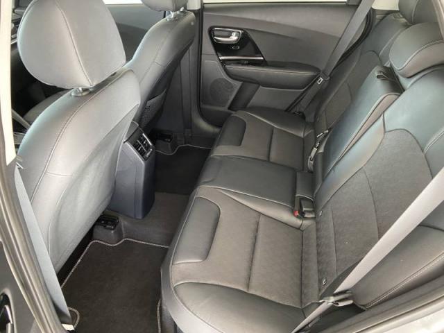 Kia Niro image 6